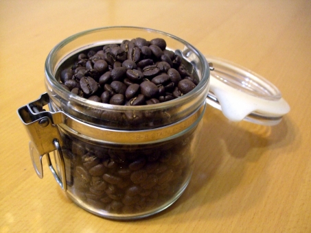 100円ショップでok コーヒー豆の鮮度を保つ保存容器3選 Acts Coffee